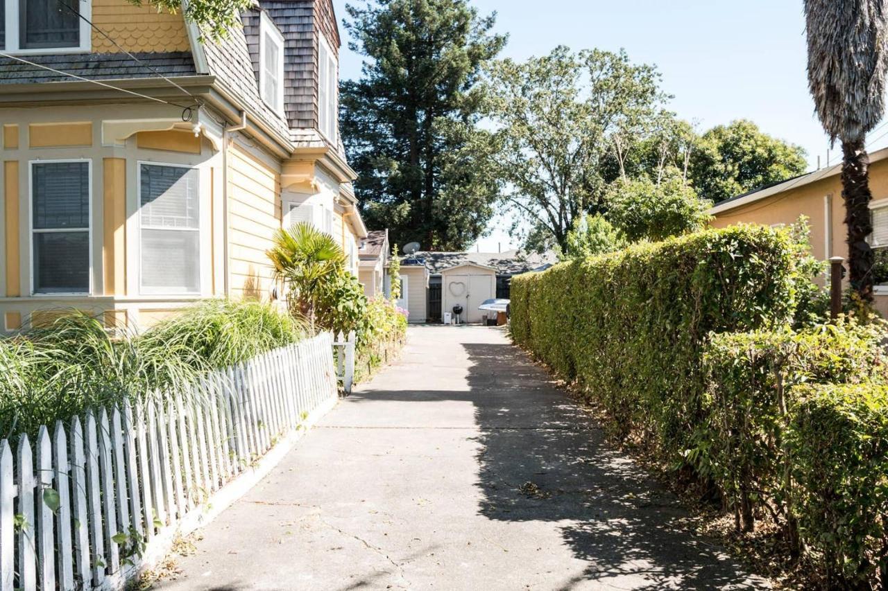 West End Neighborhood Cottage サンタローザ エクステリア 写真